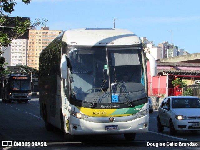 Empresa Gontijo de Transportes 18235 na cidade de Belo Horizonte, Minas Gerais, Brasil, por Douglas Célio Brandao. ID da foto: 9995682.