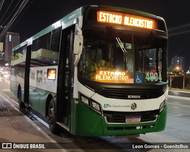 Integração Transportes 4004 na cidade de Cuiabá, Mato Grosso, Brasil, por Leon Gomes. Número da foto: #9994130.