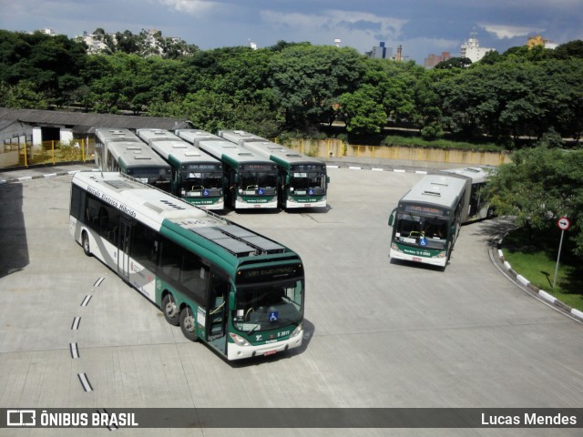 Via Sul Transportes Urbanos 5 3911 na cidade de São Paulo, São Paulo, Brasil, por Lucas Mendes. ID da foto: 9995565.