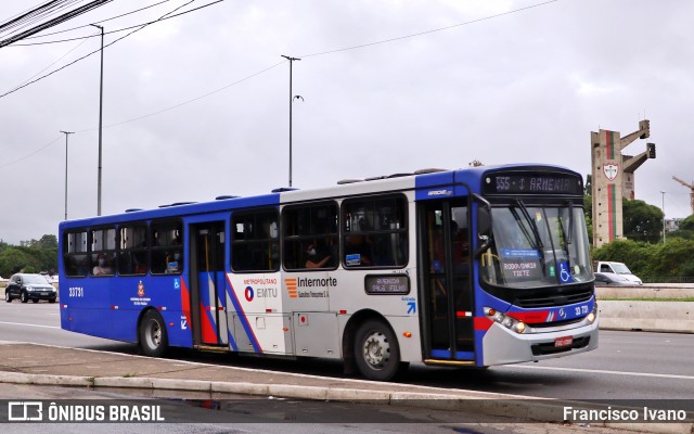 Guarulhos Transportes 33731 na cidade de São Paulo, São Paulo, Brasil, por Francisco Ivano. Número da foto: #9995399.