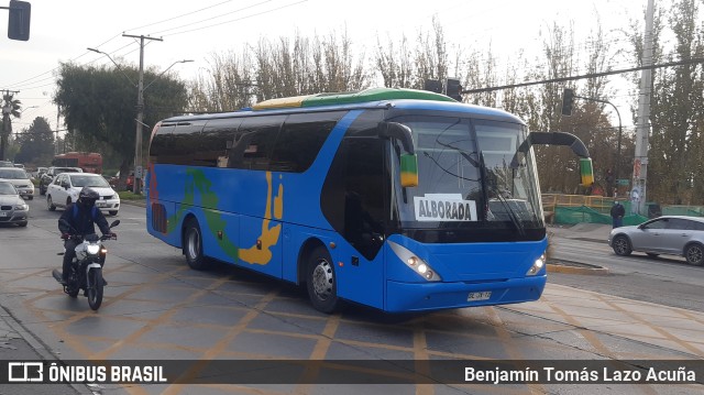 Buses Ortuzar DLJX12 na cidade de Maipú, Santiago, Metropolitana de Santiago, Chile, por Benjamín Tomás Lazo Acuña. ID da foto: 9995435.