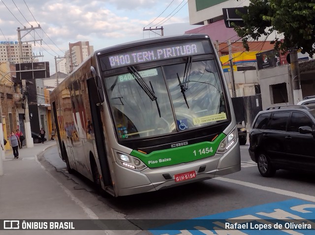 Viação Santa Brígida 1 1454 na cidade de São Paulo, São Paulo, Brasil, por Rafael Lopes de Oliveira. ID da foto: 9997791.