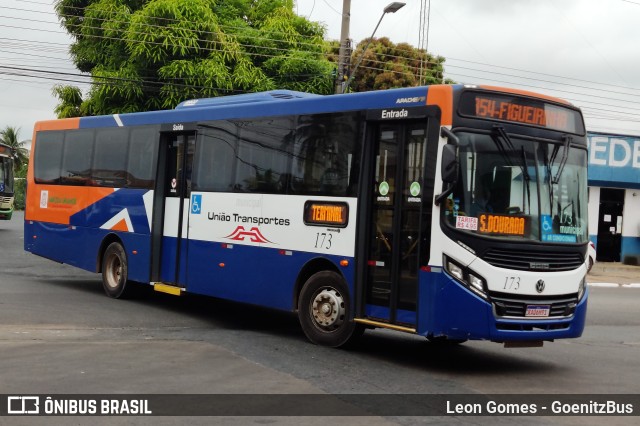 União Transportes 173 na cidade de Várzea Grande, Mato Grosso, Brasil, por Leon Gomes. Número da foto: #9997650.