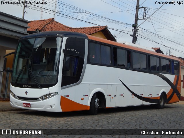 Ônibus Particulares 1000 na cidade de Coimbra, Minas Gerais, Brasil, por Christian  Fortunato. ID da foto: 9997959.