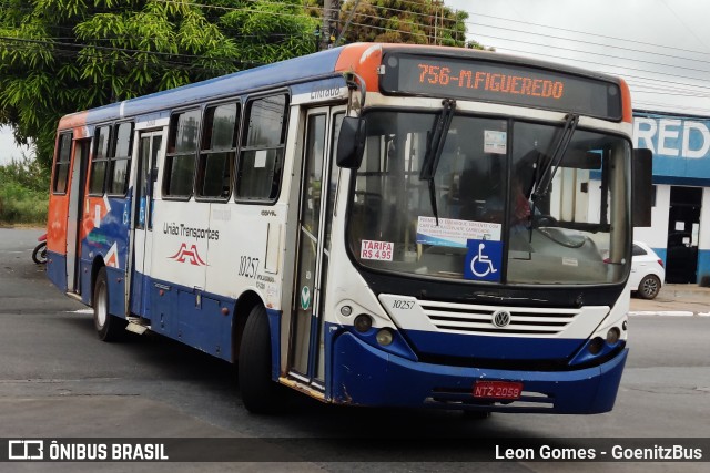 União Transportes 10257 na cidade de Várzea Grande, Mato Grosso, Brasil, por Leon Gomes. Número da foto: #9997613.