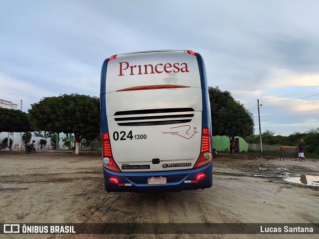 Viação Princesa dos Inhamuns 300 na cidade de Madalena, Ceará, Brasil, por Lucas Santana . Número da foto: #9997724.