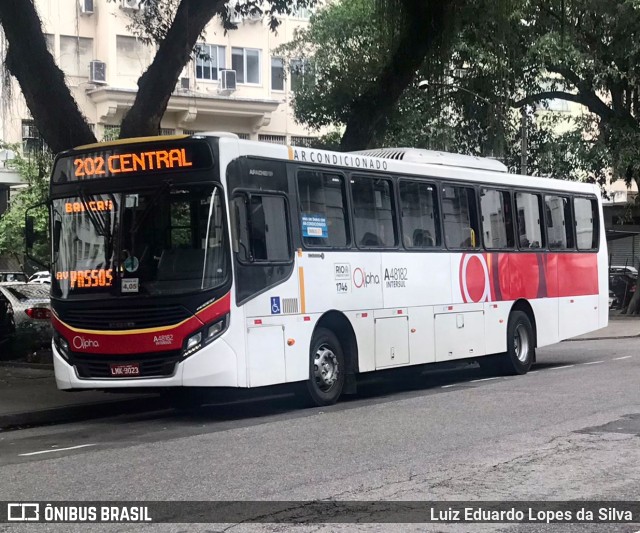 Auto Viação Alpha A48182 na cidade de Rio de Janeiro, Rio de Janeiro, Brasil, por Luiz Eduardo Lopes da Silva. Número da foto: #9999695.