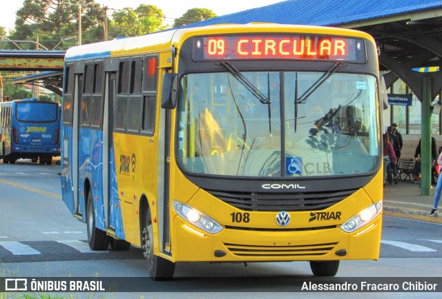 Sharp Transportes 108 na cidade de Araucária, Paraná, Brasil, por Alessandro Fracaro Chibior. Número da foto: #9998802.