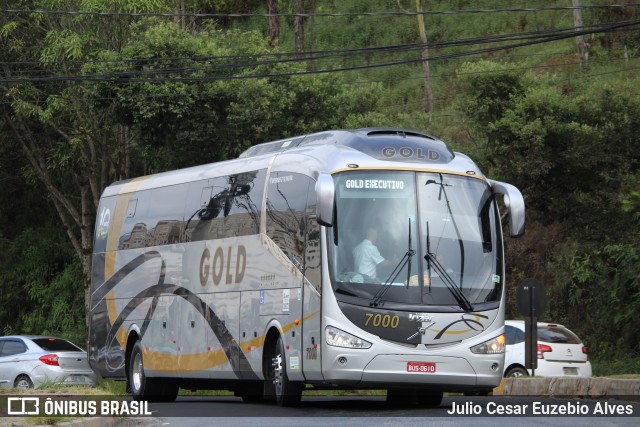 Gold Turismo e Fretamento 7000 na cidade de Viçosa, Minas Gerais, Brasil, por Julio Cesar Euzebio Alves. ID da foto: 9998633.