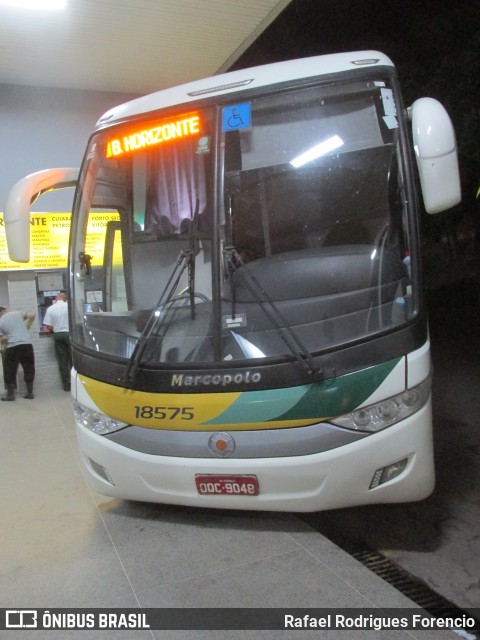 Empresa Gontijo de Transportes 18575 na cidade de Governador Valadares, Minas Gerais, Brasil, por Rafael Rodrigues Forencio. Número da foto: #10001719.