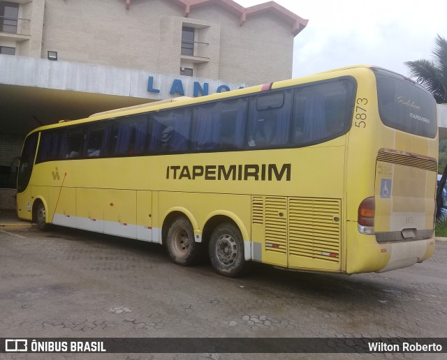 Viação Itapemirim 5873 na cidade de Governador Valadares, Minas Gerais, Brasil, por Wilton Roberto. Número da foto: #10004934.