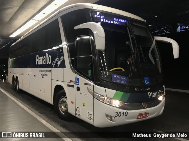 Planalto Transportes 3019 na cidade de São José dos Pinhais, Paraná, Brasil, por Matheus  Geyger de Melo. Número da foto: #10001984.