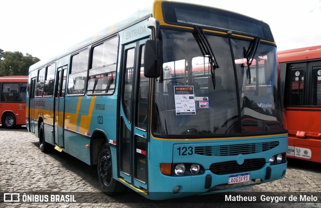 Expresso Azul 123 na cidade de Curitiba, Paraná, Brasil, por Matheus  Geyger de Melo. ID da foto: 10003320.