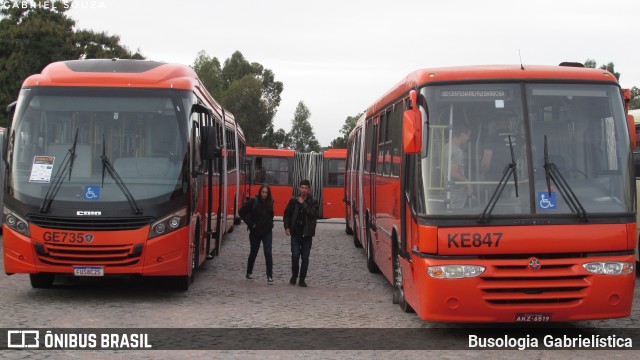 Viação Tamandaré KE847 na cidade de Curitiba, Paraná, Brasil, por Busologia Gabrielística. Número da foto: #10001481.