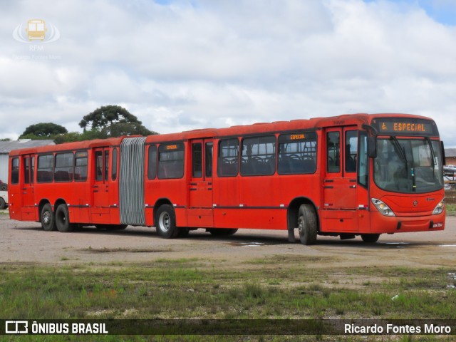 Sucata e Desmanches GR029 na cidade de São José dos Pinhais, Paraná, Brasil, por Ricardo Fontes Moro. Número da foto: #10002452.