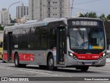 Express Transportes Urbanos Ltda 4 8030 na cidade de São Paulo, São Paulo, Brasil, por Bruno Kozeniauskas. Número da foto: #:id.