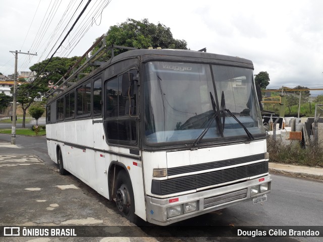 Motorhomes 6768 na cidade de Belo Horizonte, Minas Gerais, Brasil, por Douglas Célio Brandao. ID da foto: 10006022.