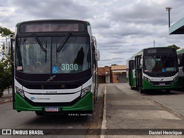 Expresso Caribus Transportes 3030 na cidade de Cuiabá, Mato Grosso, Brasil, por Daniel Henrique. Número da foto: #10011037.