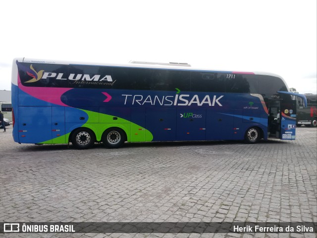 Trans Isaak Turismo 1711 na cidade de Curitiba, Paraná, Brasil, por Herik Ferreira da Silva. ID da foto: 10010639.