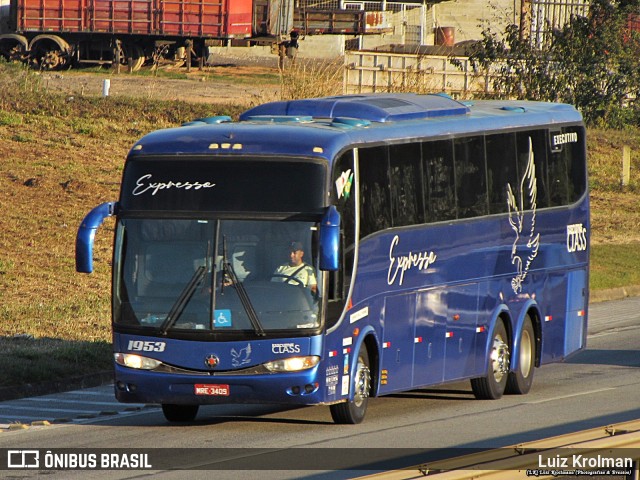 Ônibus Particulares 1953 na cidade de Juiz de Fora, Minas Gerais, Brasil, por Luiz Krolman. ID da foto: 10008869.