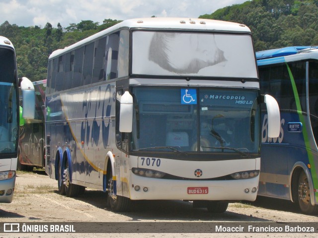 KLG Viagens e Turismo 7070 na cidade de Aparecida, São Paulo, Brasil, por Moaccir  Francisco Barboza. Número da foto: #10009092.