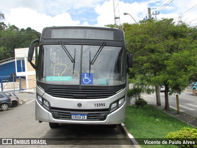 Ônibus Particulares 15595 na cidade de Alumínio, São Paulo, Brasil, por Vicente de Paulo Alves. ID da foto: 10009633.