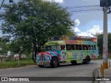 Ônibus Particulares 0 na cidade de Caruaru, Pernambuco, Brasil, por Leon Oliver. Número da foto: #10009744.