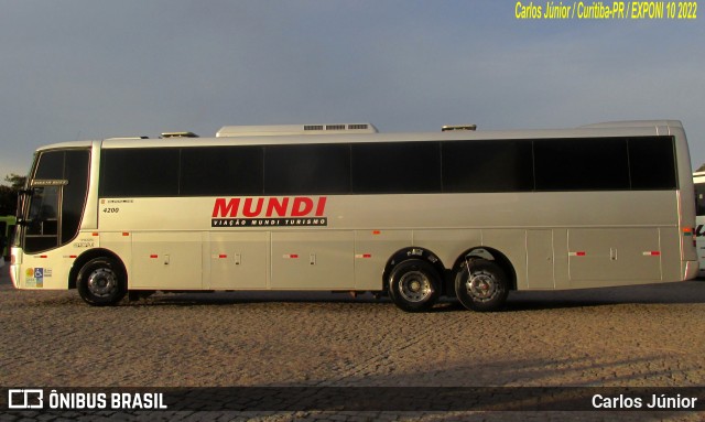 Viação Mundi Turismo 4200 na cidade de Curitiba, Paraná, Brasil, por Carlos Júnior. Número da foto: #10012166.