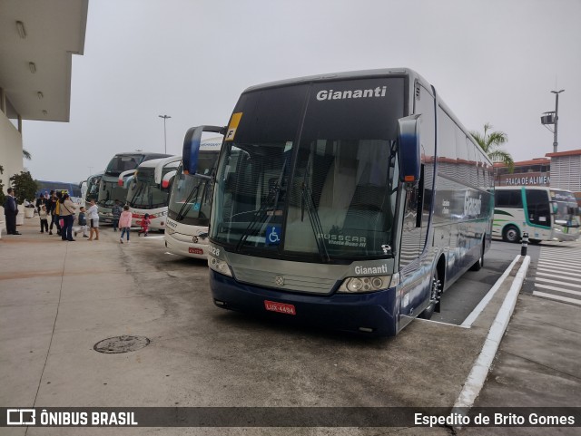 Giananti Locadora e Turismo 2028 na cidade de Aparecida, São Paulo, Brasil, por Espedito de Brito Gomes. ID da foto: 10013149.