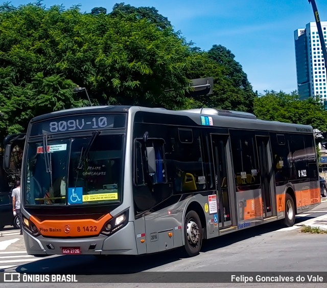 TRANSPPASS - Transporte de Passageiros 8 1422 na cidade de São Paulo, São Paulo, Brasil, por Felipe Goncalves do Vale. ID da foto: 9963933.