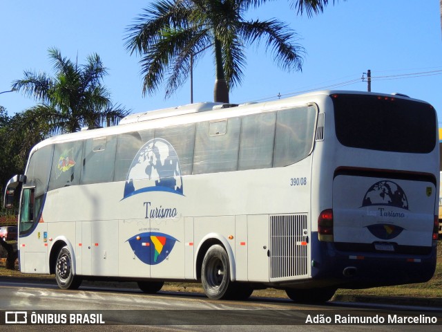 Ônibus Particulares 390/08 na cidade de Paracatu, Minas Gerais, Brasil, por Adão Raimundo Marcelino. ID da foto: 9965381.