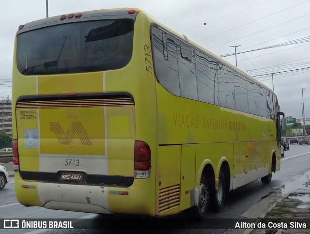 Viação Itapemirim 5713 na cidade de São Paulo, São Paulo, Brasil, por Ailton da Costa Silva. ID da foto: 9964832.