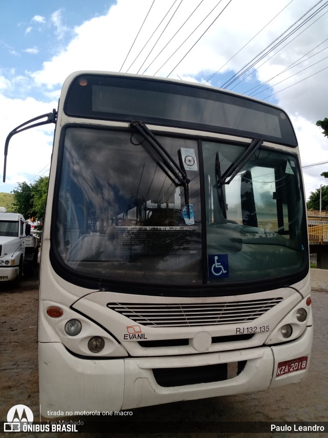 Sucata e Desmanches RJ 132.135 na cidade de Queimados, Rio de Janeiro, Brasil, por Paulo Leandro. Número da foto: #10016024.