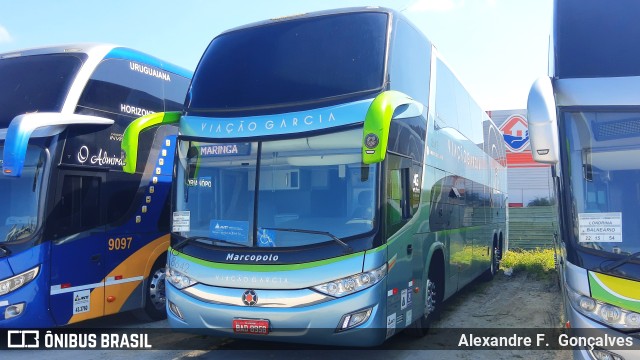 Viação Garcia 8642 na cidade de Balneário Camboriú, Santa Catarina, Brasil, por Alexandre F.  Gonçalves. Número da foto: #10018079.
