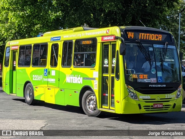 Santo Antônio Transportes Niterói 2.2.069 na cidade de Niterói, Rio de Janeiro, Brasil, por Jorge Gonçalves. Número da foto: #10020153.