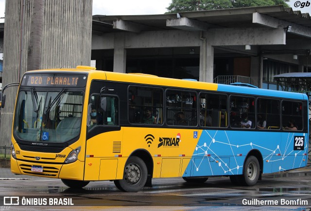 Francovig Transportes Coletivos 225 na cidade de Araucária, Paraná, Brasil, por Guilherme Bomfim. ID da foto: 10021643.