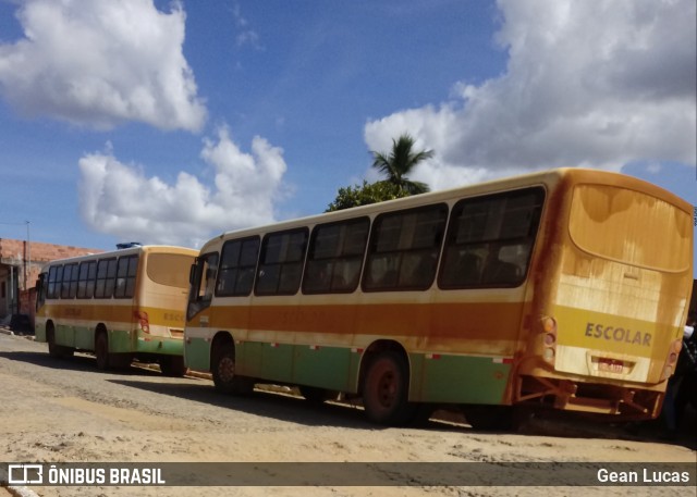 Transporte Matos 807 na cidade de Ataléia, Minas Gerais, Brasil, por Gean Lucas. ID da foto: 10025321.