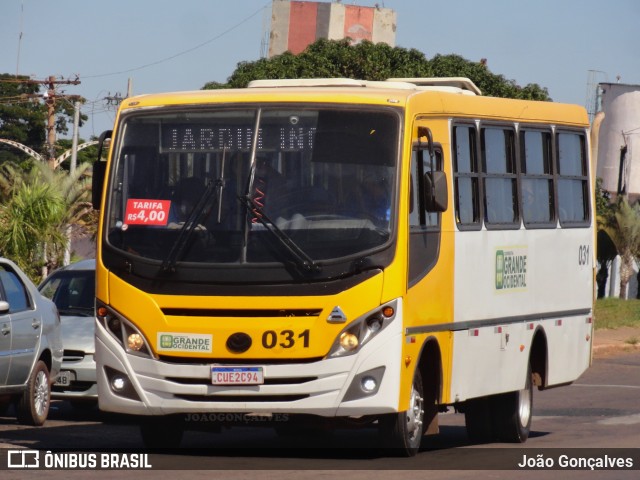 Grande Ocidental 031 na cidade de Novo Gama, Goiás, Brasil, por João Gonçalves. Número da foto: #10030645.