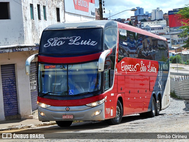 Expresso São Luiz 7980 na cidade de Caruaru, Pernambuco, Brasil, por Simão Cirineu. Número da foto: #10030970.