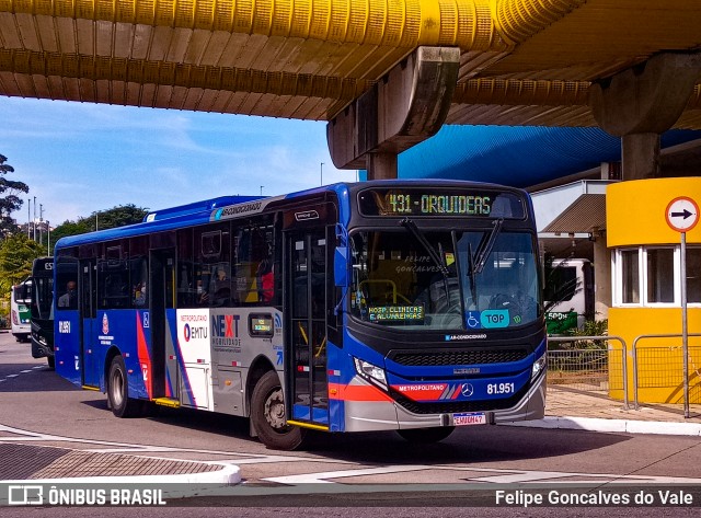 Next Mobilidade - ABC Sistema de Transporte 81.951 na cidade de São Paulo, São Paulo, Brasil, por Felipe Goncalves do Vale. Número da foto: #10032614.