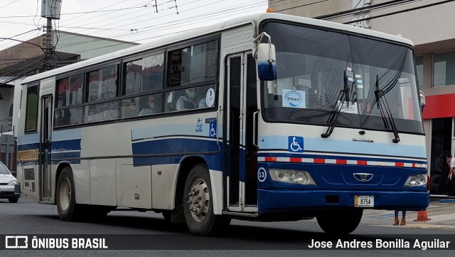 Autobuses sin identificación - Costa Rica 13 na cidade de Cartago, Cartago, Costa Rica, por Jose Andres Bonilla Aguilar. Número da foto: #10042653.