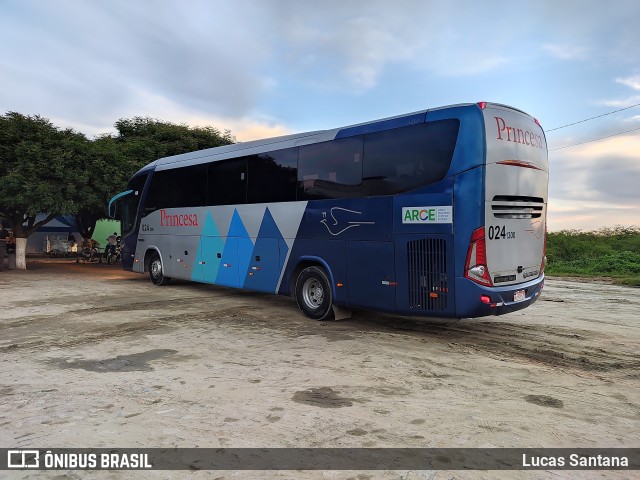 Viação Princesa dos Inhamuns 300 na cidade de Madalena, Ceará, Brasil, por Lucas Santana . Número da foto: #10042488.