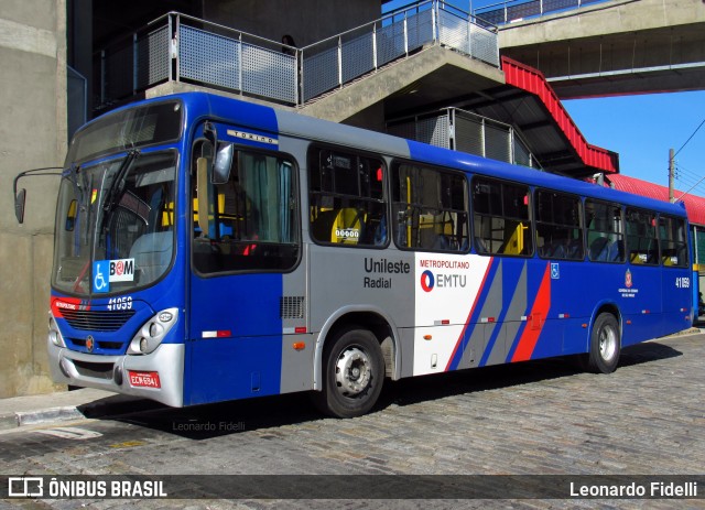 Radial Transporte Coletivo 41.059 na cidade de Poá, São Paulo, Brasil, por Leonardo Fidelli. Número da foto: #10042772.