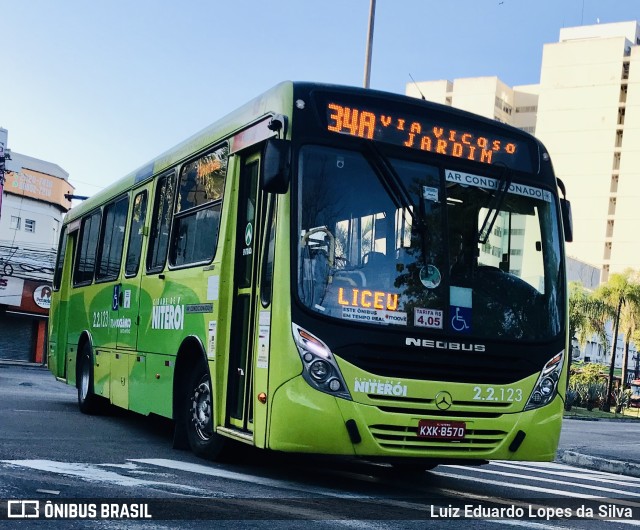 Santo Antônio Transportes Niterói 2.2.123 na cidade de Niterói, Rio de Janeiro, Brasil, por Luiz Eduardo Lopes da Silva. Número da foto: #10041470.
