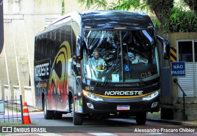 Expresso Nordeste 5670 na cidade de Curitiba, Paraná, Brasil, por Alessandro Fracaro Chibior. ID da foto: 9967103.