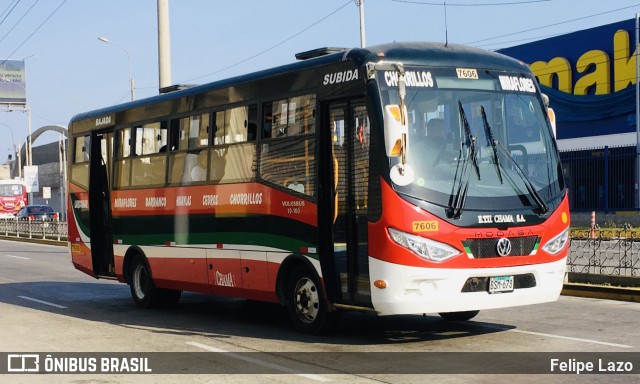 ETU Chama  na cidade de Chorrillos, Lima, Lima Metropolitana, Peru, por Felipe Lazo. Número da foto: #9968362.