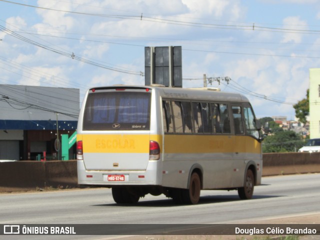 Escolares 5746 na cidade de Betim, Minas Gerais, Brasil, por Douglas Célio Brandao. ID da foto: 10044015.