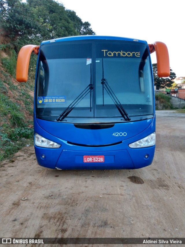 Transportadora Tamboré 4200 na cidade de Araçariguama, São Paulo, Brasil, por Aldinei Silva Vieira . Número da foto: #10043609.