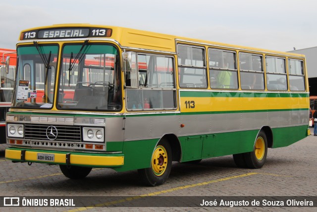 Ônibus Particulares 113 na cidade de Curitiba, Paraná, Brasil, por José Augusto de Souza Oliveira. ID da foto: 10045343.