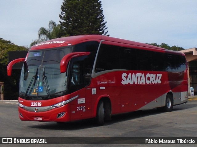 Viação Santa Cruz 22819 na cidade de Três Corações, Minas Gerais, Brasil, por Fábio Mateus Tibúrcio. Número da foto: #10047432.